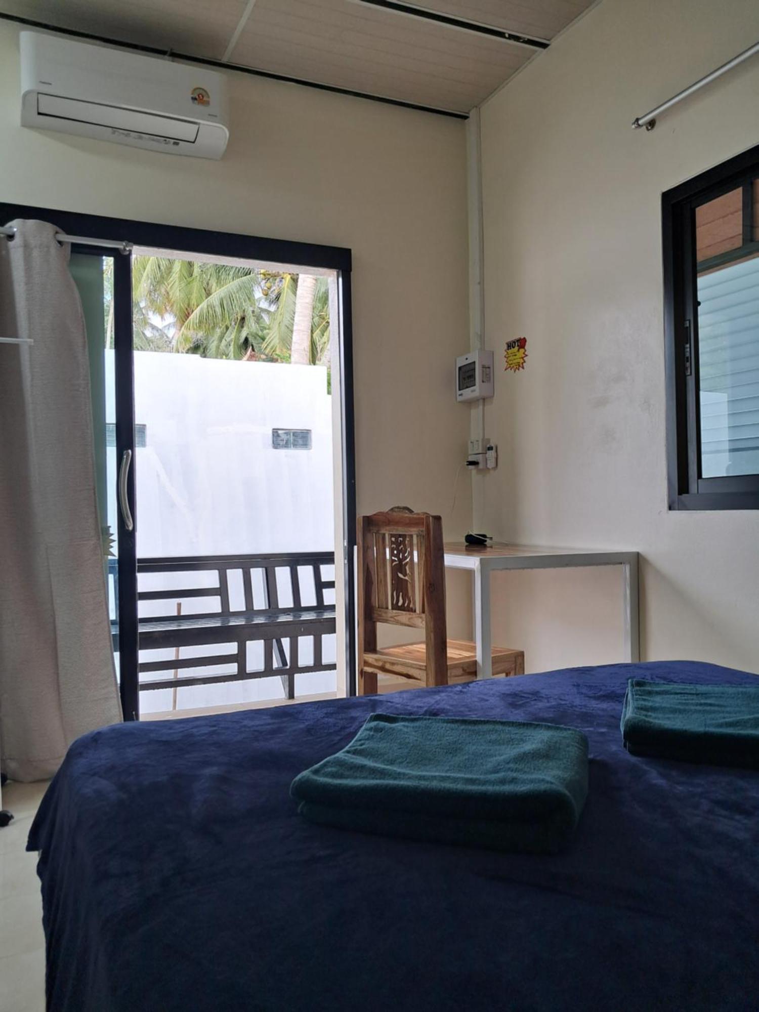 World Citizen Guesthouse Баан Тай Экстерьер фото