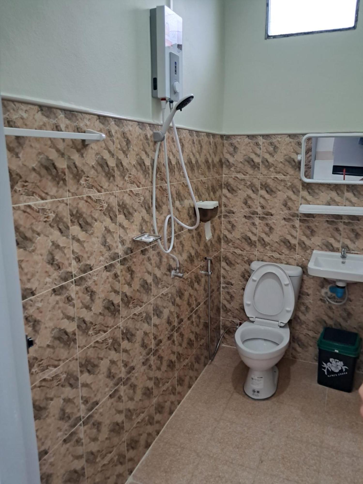 World Citizen Guesthouse Баан Тай Экстерьер фото
